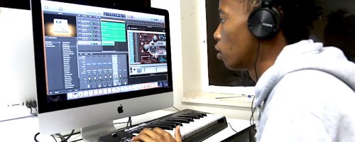 Revolution_Media_Academy_Students03